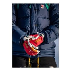 Hestra Ergo Grip Active Wool Terry 5 Finger Gloves -Outdoor Sports Equipment Shop 31190 Ergo grip active wool terry lifestyle copy 32155.1636413105