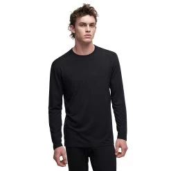 Le Bent Midweight Base Layer Crew - Men's -Outdoor Sports Equipment Shop BT2013 001 On Body Front 1 70482.1605829367