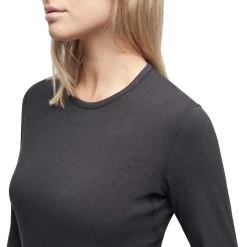 Le Bent Midweight Base Layer Crew - Women's -Outdoor Sports Equipment Shop BT2023 On Body Shoulder 4 89611.1605829030