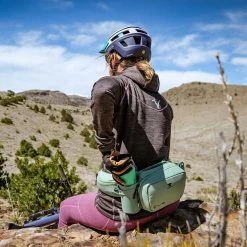 Mountainsmith Cona 4 Hydration Lumbar Pack -Outdoor Sports Equipment Shop CONA4 image by Ryan Michelle Scavo RyOutside 14 05463.1651785172