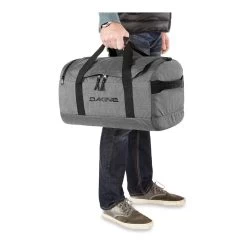 Dakine EQ Duffle 35L Bag -Outdoor Sports Equipment Shop EQDUFFLE35L CARBON 610934333862 10002934 CARBON 02X PT80 34504.1682964656