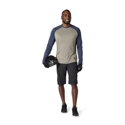 Flylow Shaw Shirt - Men's 13 Flylow Shaw Shirt - Men's -Outdoor Sports Equipment Shop S23 Shaw Shirt WolfNight Deckard Short Black Front 75077.1682105764